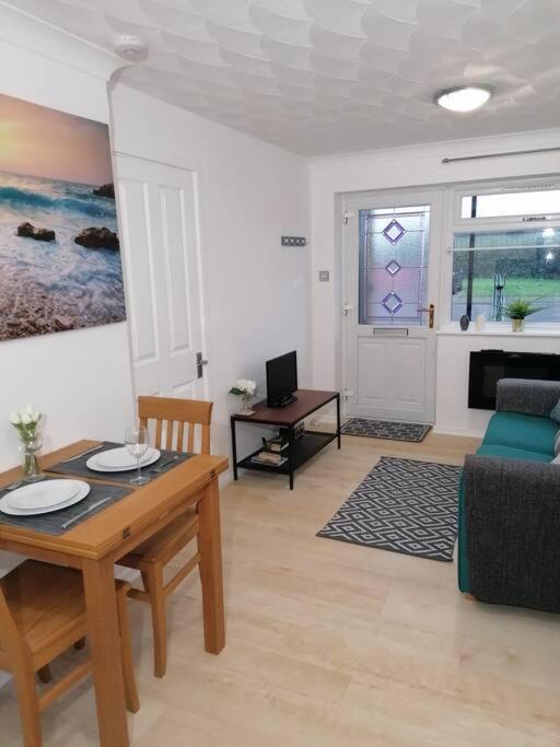 Entire Cosy Bungalow Close To Beach Heacham Exterior photo